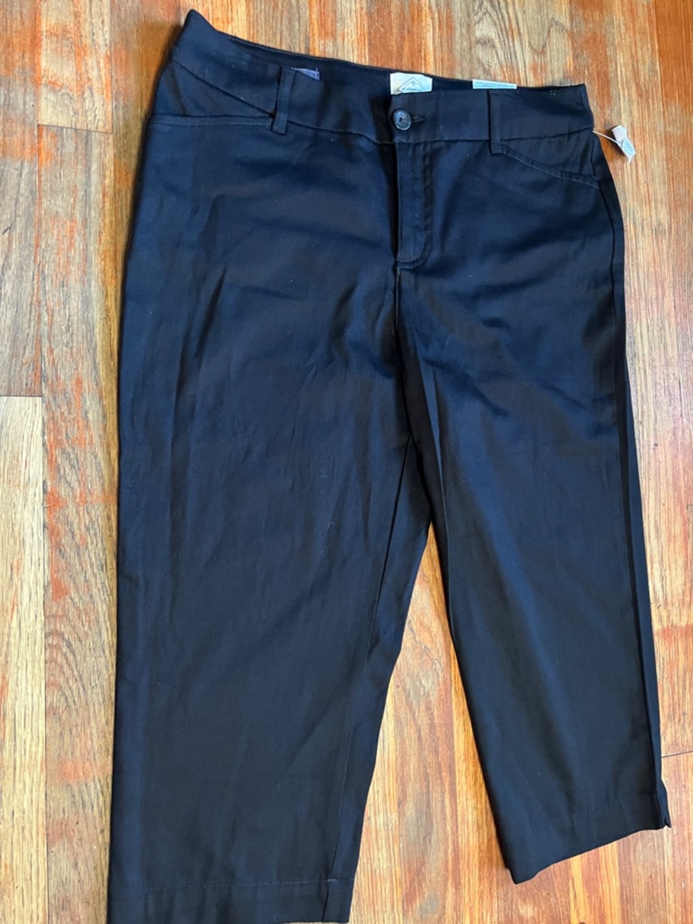 St. John's Bay Black Men's Dress Capris